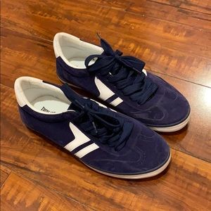 Everlast sneakers